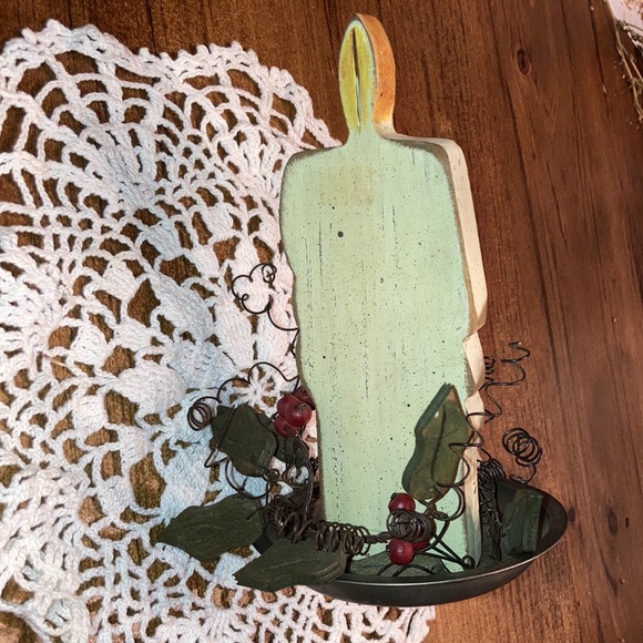 Wooden Candle Metal Base Holly Berry Leaves On Wire Decor - Picture 3 of 4